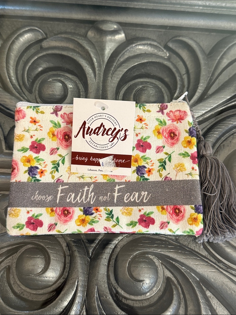 Audrey’s Small Floral Choose Faith Not Fear Card Key Pouch Zipper Wallet